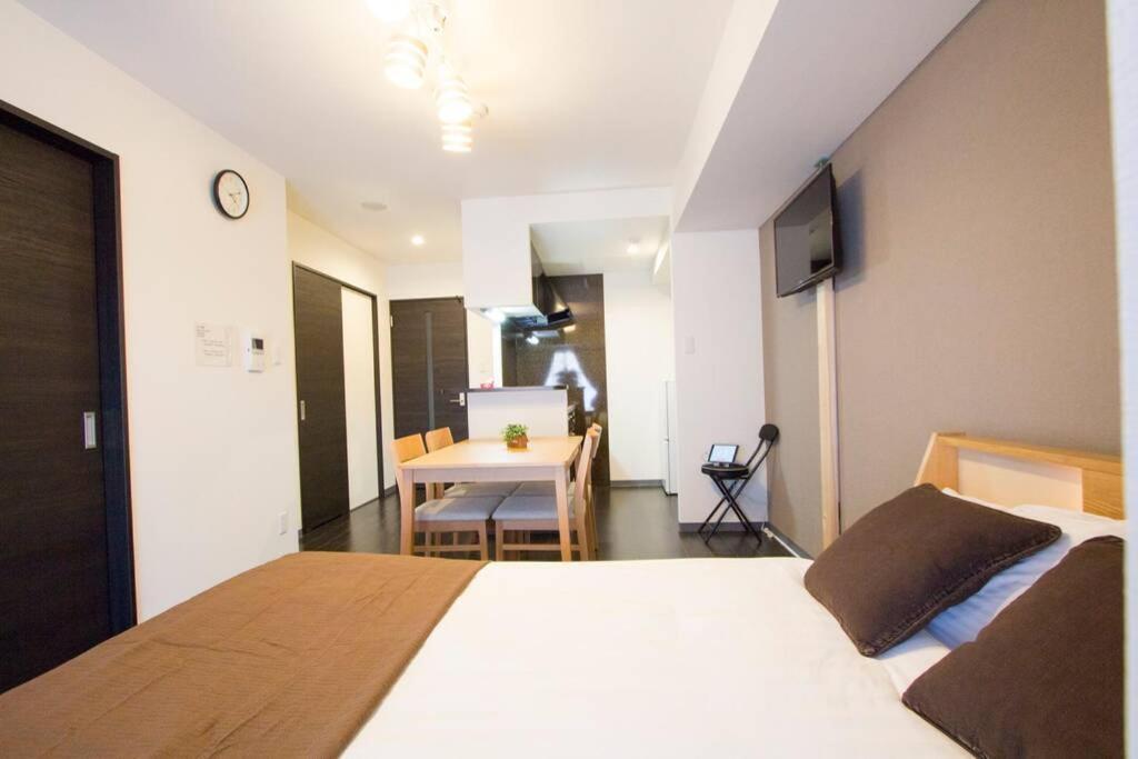 Apartament ようこそ札幌へ! 大通公園まで地下鉄10分 定員6名 Firetv完備 1階はセコマ Zewnętrze zdjęcie