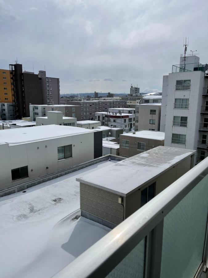 Apartament ようこそ札幌へ! 大通公園まで地下鉄10分 定員6名 Firetv完備 1階はセコマ Zewnętrze zdjęcie
