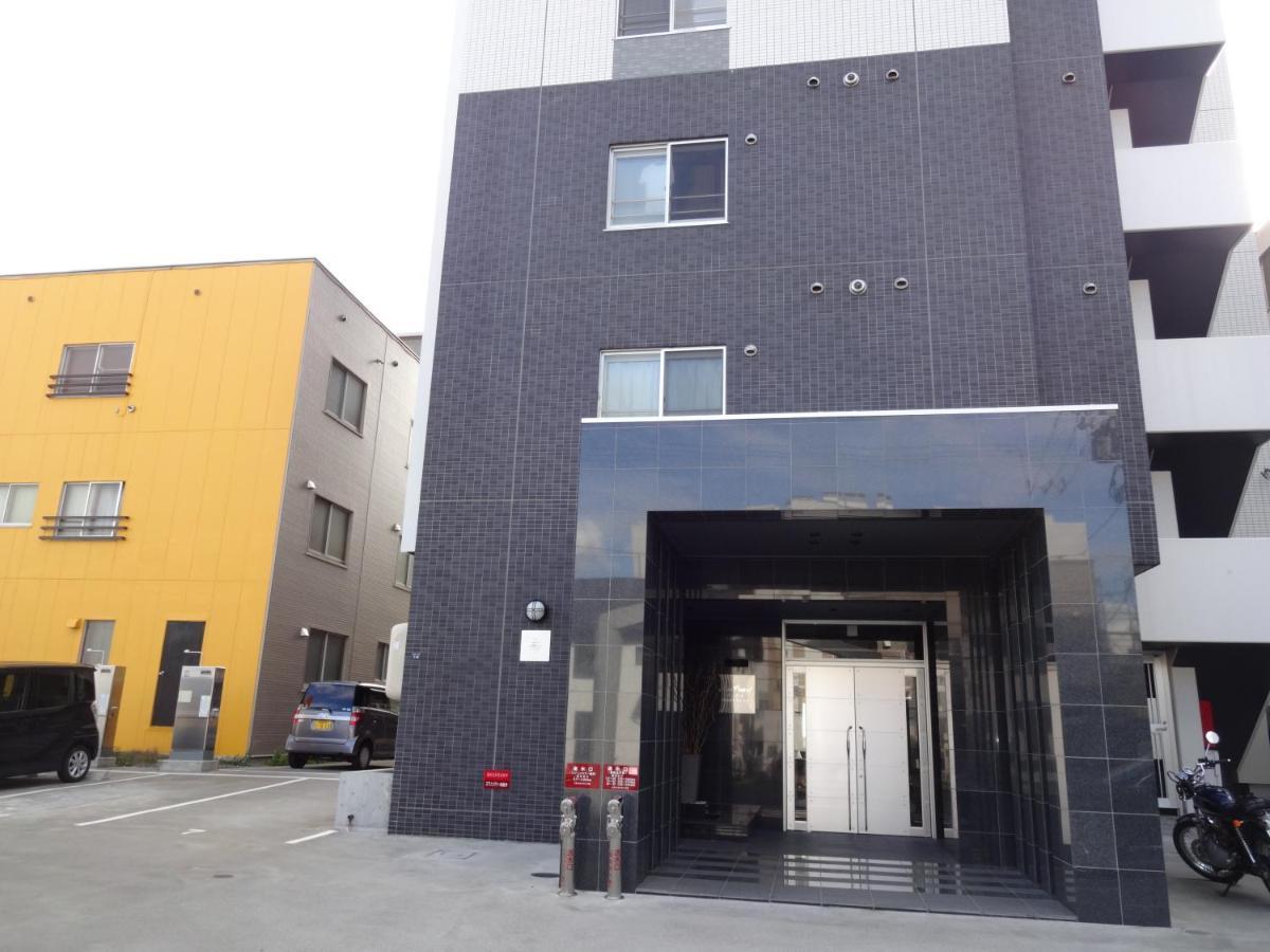 Apartament ようこそ札幌へ! 大通公園まで地下鉄10分 定員6名 Firetv完備 1階はセコマ Zewnętrze zdjęcie